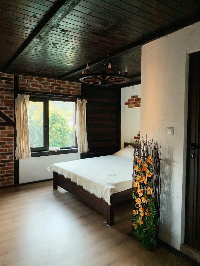 Карамановите Къщи Apriltsi  Esterno foto